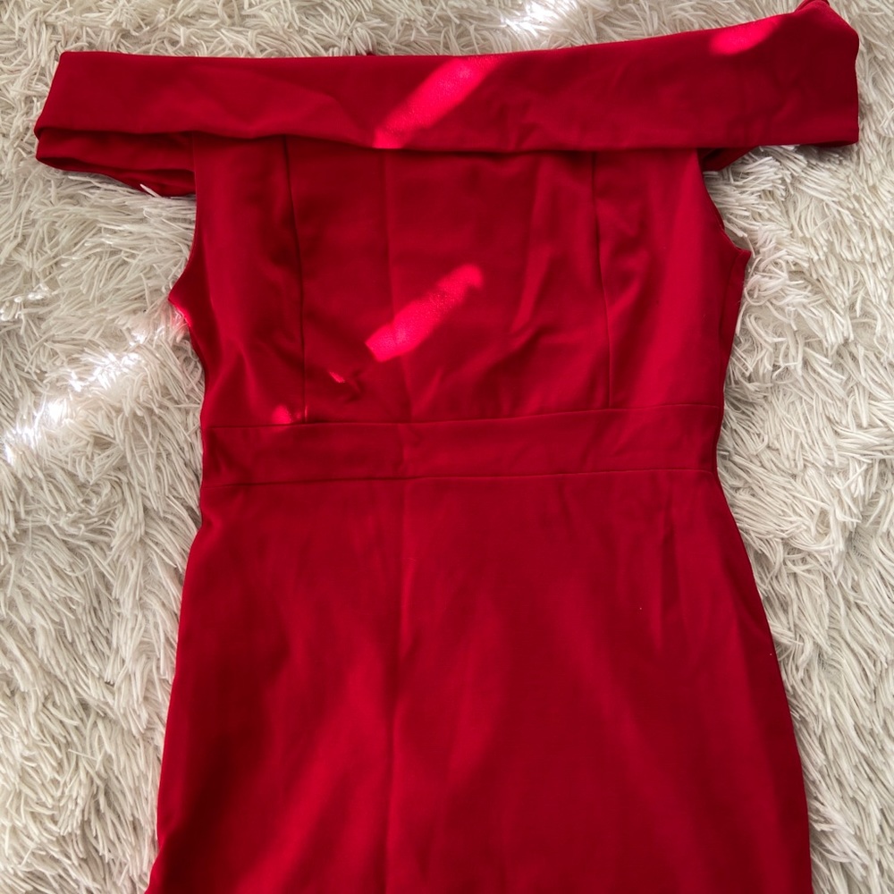 💓 Windsor Off the shoulder dress💓